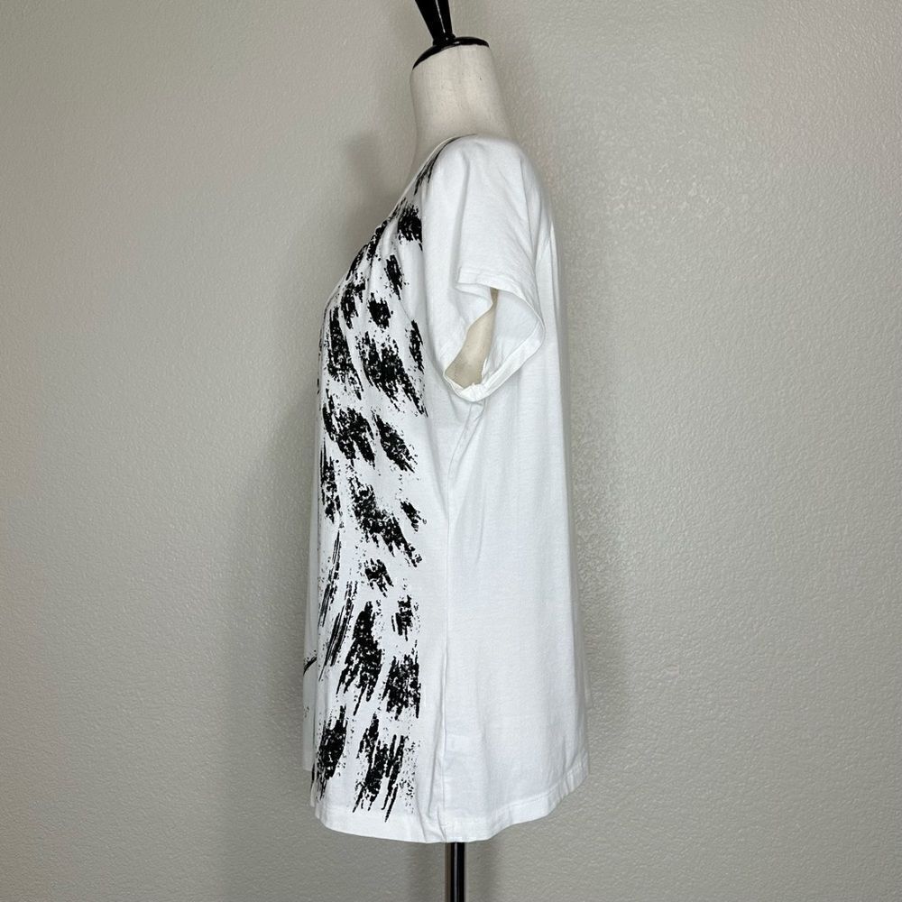 Chico’s Zenergy White Black Rhinestones Short Sleeves Top - Picture 3 of 12